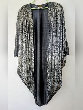 Vintage Monaliza Metallic Silver Tiger Kimono Cardigan Sheer Shoulder Pads